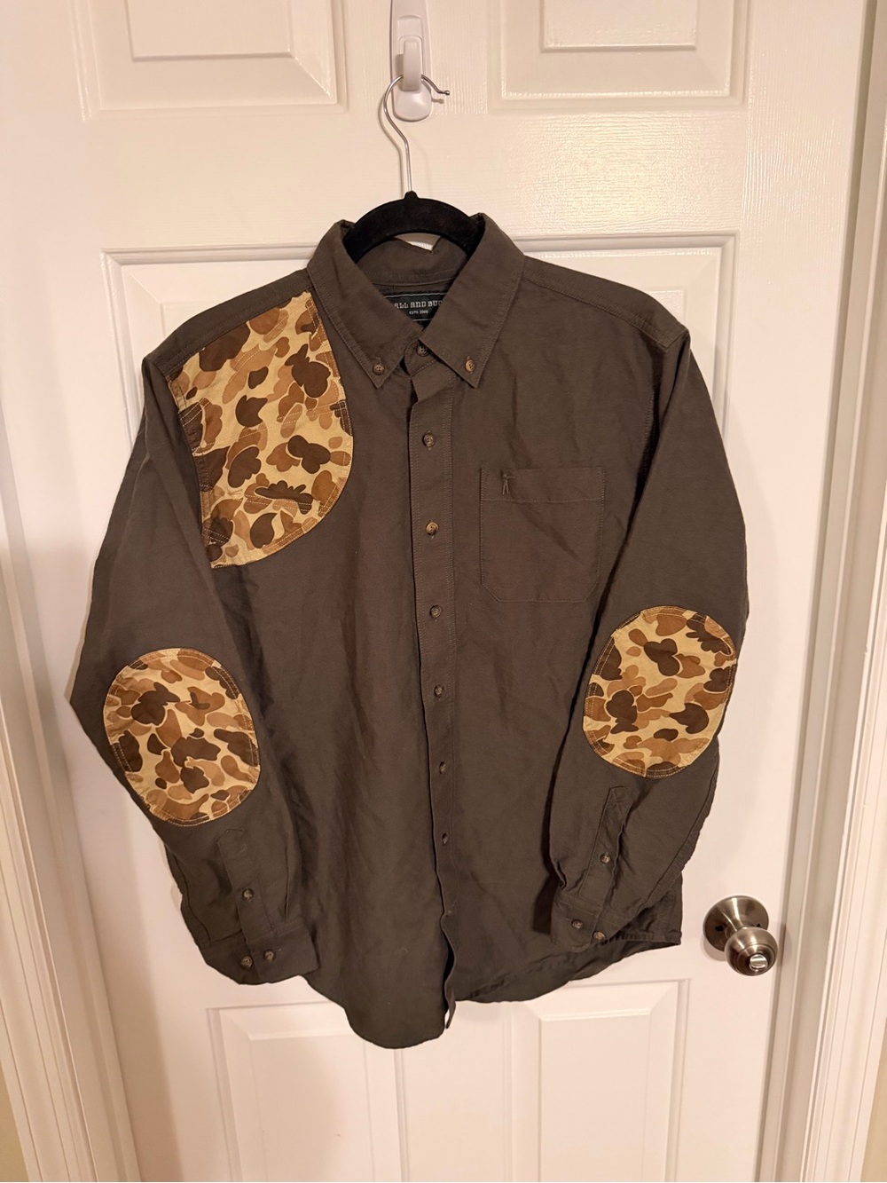 Men's Olive Green Button-Down Shirt with Camouflage Elbow & Shoulder Patches